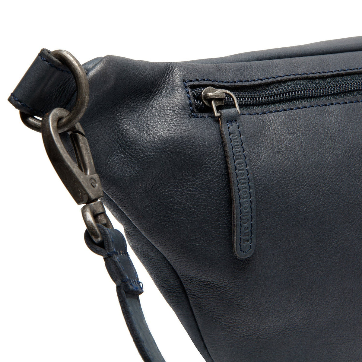 
Vista interna Showing Dedicated Padded Laptop Sleeve & Multi-Compartment Organization