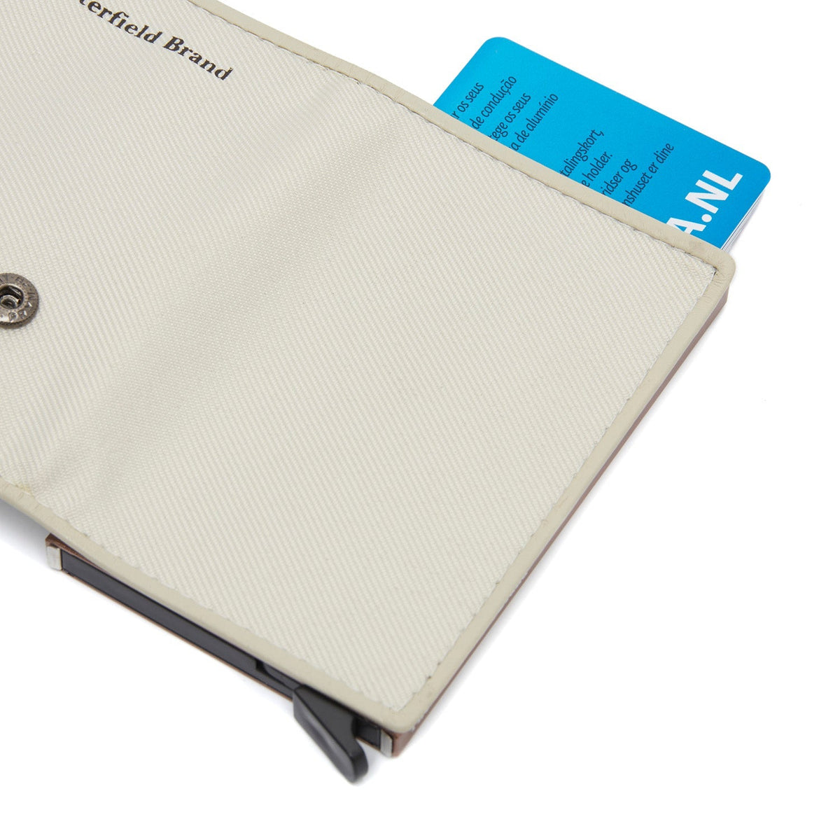 
Vista interna Showing Dedicated Padded Laptop Sleeve & Multi-Compartment Organization