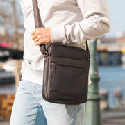 
Anzora Borsa a tracolla in pelle pieno fiore – alternate product view 2