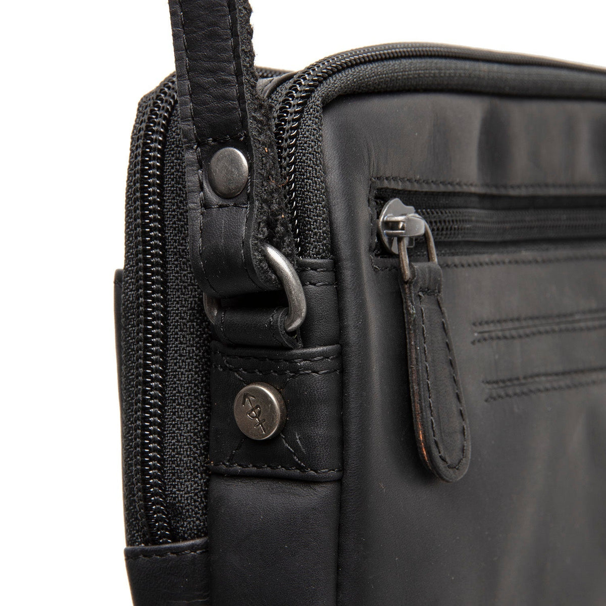 
Vista interna Showing Dedicated Padded Laptop Sleeve & Multi-Compartment Organization