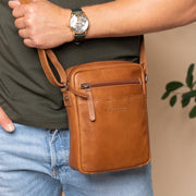 
Laveno Borsa a tracolla in pelle pieno fiore – alternate product view 2