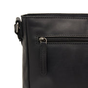 
Vista interna Showing Dedicated Padded Laptop Sleeve & Multi-Compartment Organization