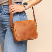 
Westmere Borsa a tracolla in pelle pieno fiore – alternate product view 2