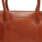 Styled Fit Perspective of Pergamino Full-Grain Leather Handbag da Donna on Model - Natural Daylight Drape