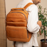 
Austin Zaino porta PC in pelle pieno fiore – alternate product view 2