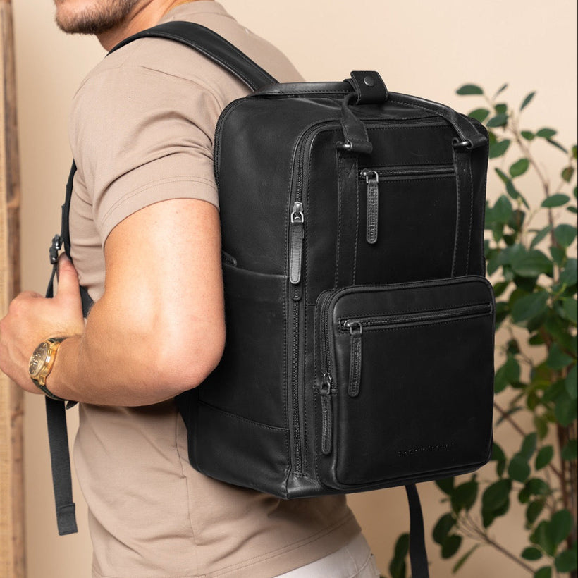 Calden Full-Grain Leather Laptop Backpack da Donna