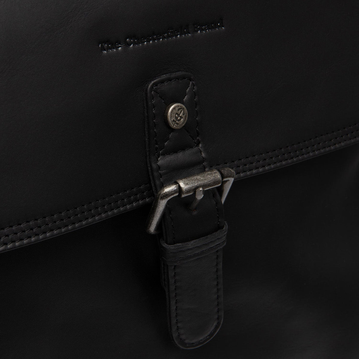Vista interna Showing Dedicated Padded Laptop Sleeve &amp; Multi-Compartment Organization