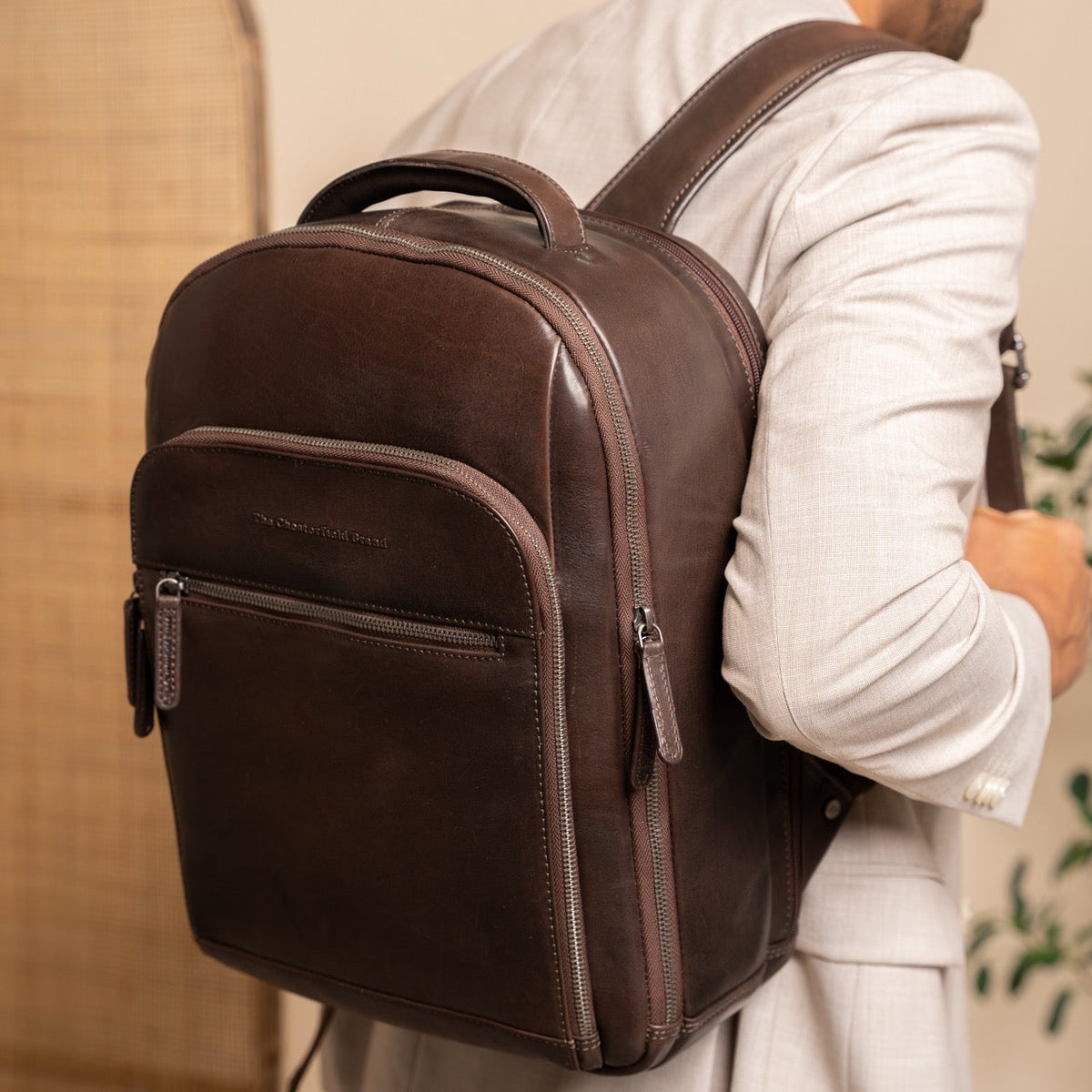 Maggiore Full-Grain Leather Laptop Backpack da Uomo – Vista prodotto alternativa 2