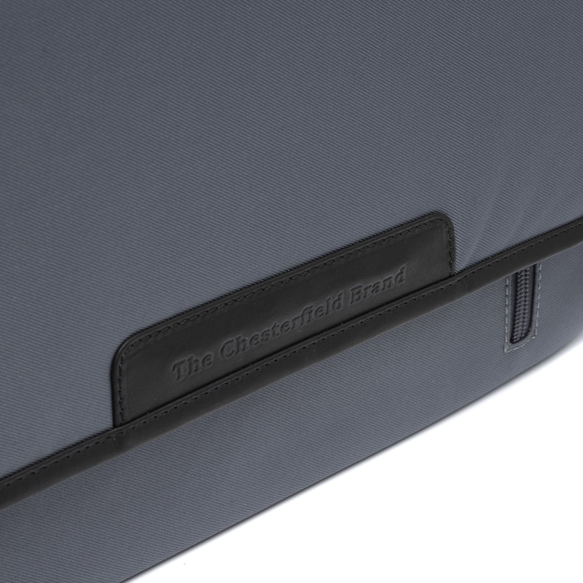 
Vista interna Showing Dedicated Padded Laptop Sleeve & Multi-Compartment Organization