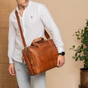 Ryan Full-Grain Leather Laptop Bag da Uomo – Vista prodotto alternativa 3
