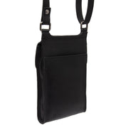 
Tailored Rib Cuffs & Hem Craftsmanship Construction Detail on Nebra Pelle Pieno Fiore Phone Bag
