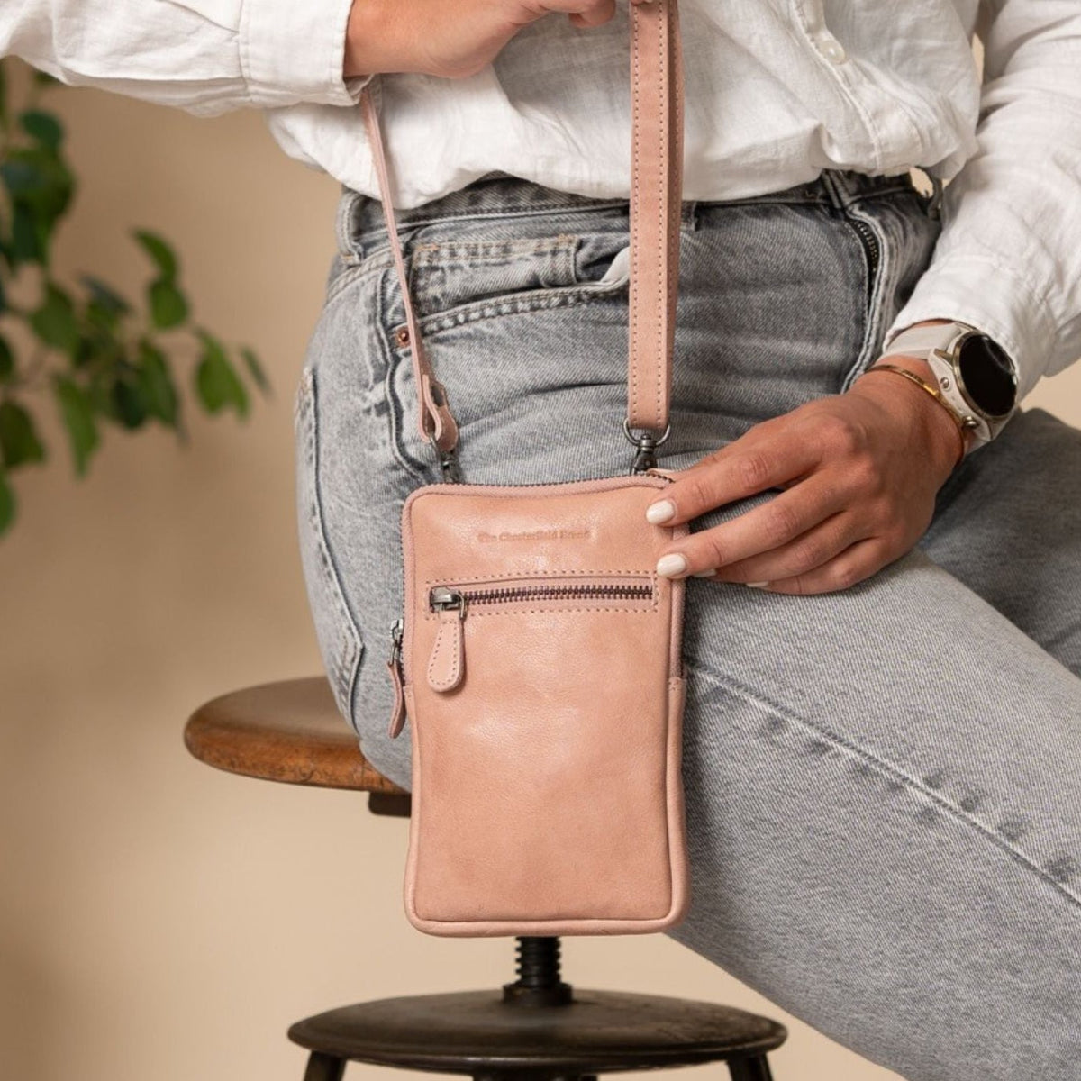Salta Full-Grain Leather Phone Bag da Donna – Vista prodotto alternativa 2