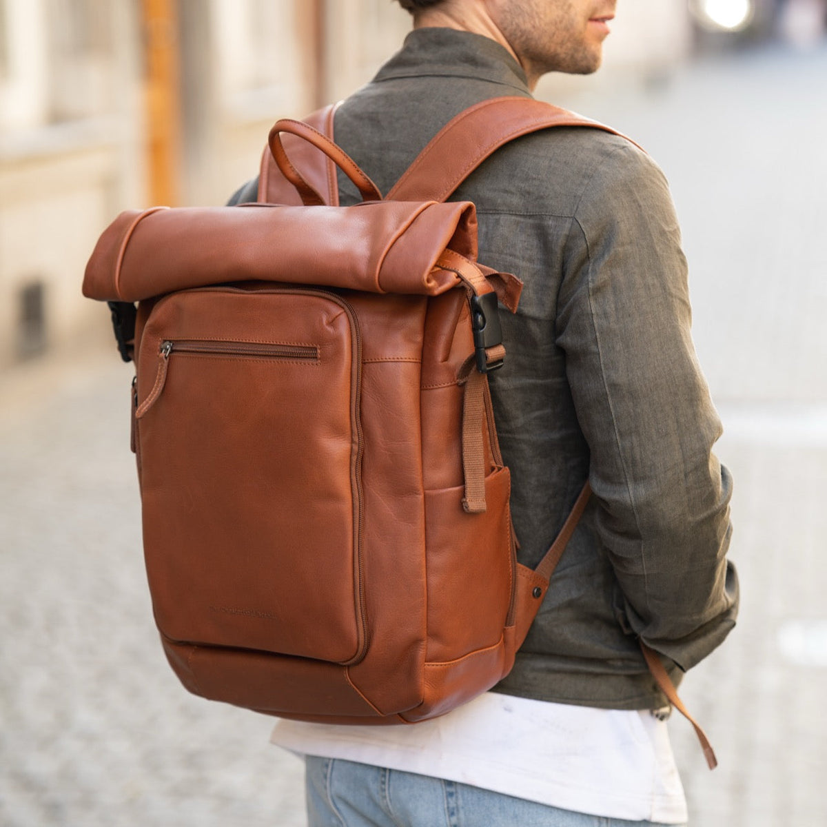 Remo Full-Grain Leather Roll-top Backpack da Donna – Vista prodotto alternativa 2