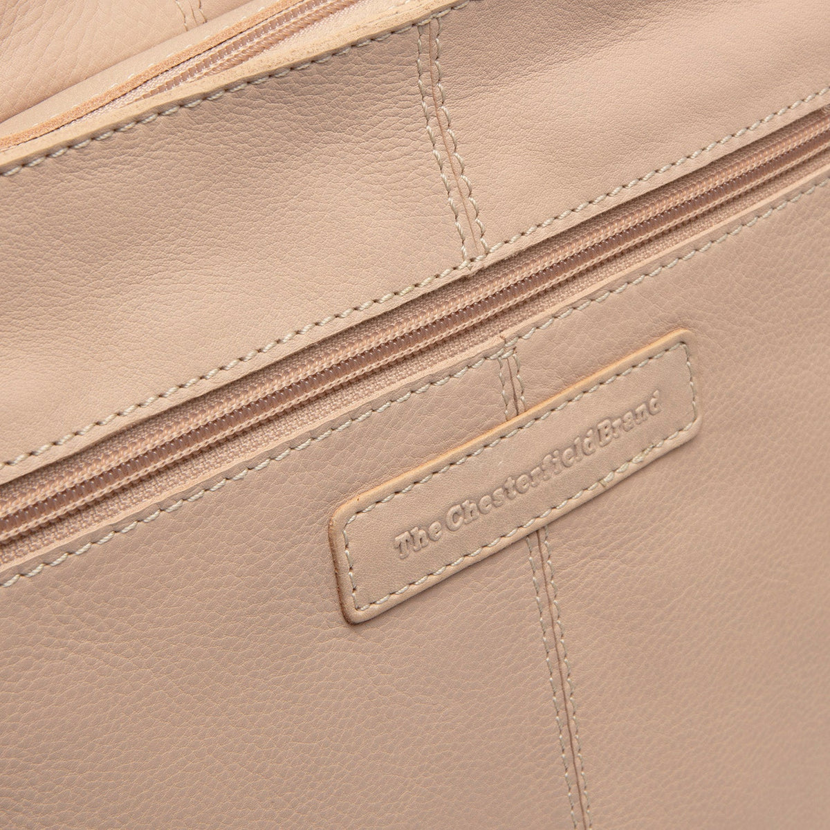 Astero Full-Grain Leather Shoulder Bag da Donna - Structured Side Profile Showing Gusset Depth &amp; Expansion Capacity