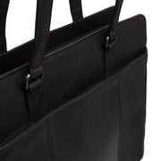 
Fidenza Borsa a spalla in pelle pieno fiore - Profilo laterale strutturato con profondità del soffietto