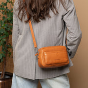 Liora Full-Grain Leather Shoulder Bag da Donna – Vista prodotto alternativa 2