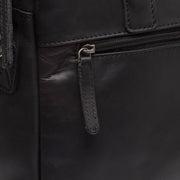 Vista interna Showing Dedicated Padded Laptop Sleeve &amp; Multi-Compartment Organization