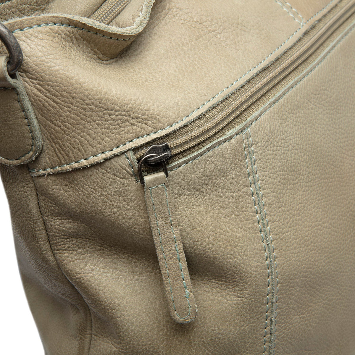 Classic 100% Full-Grain leather Bag - Prospettiva posteriore con spallacci in pelle rinforzati