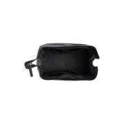 Dettaglio ravvicinato of Classic Collar &amp; Heavy-Duty Zipper Hardware on Biassa Full-Grain Leather Toiletry Bag da Donna