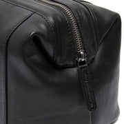 Vista interna Showing Quilted Viscose Lining &amp; Dual Inside Utility Storage Pockets