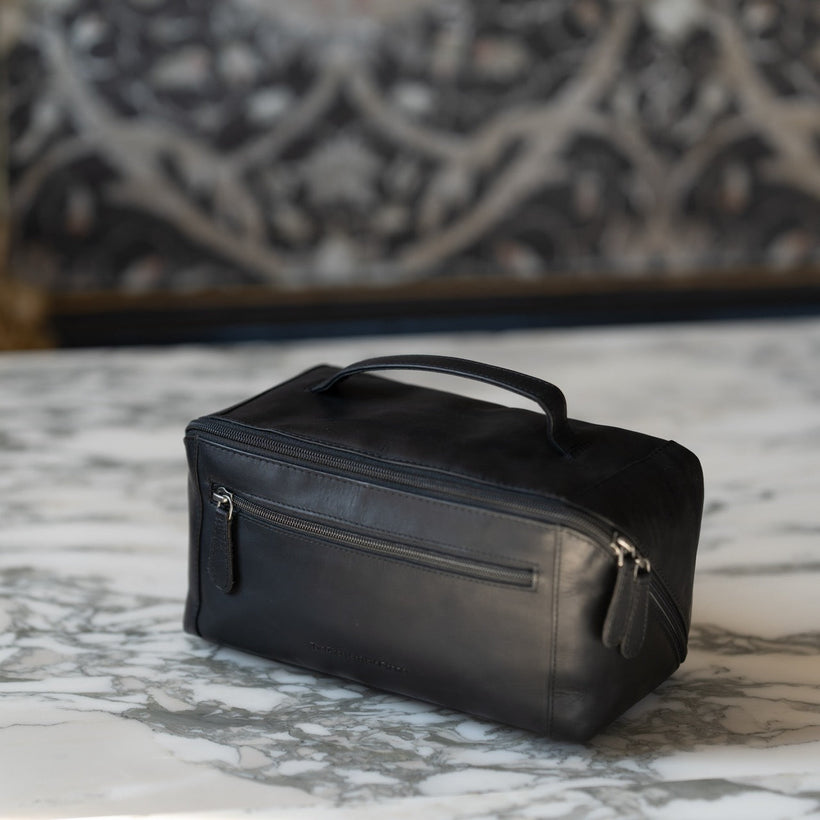 Elmia Full-Grain Leather Toiletry Bag da Donna