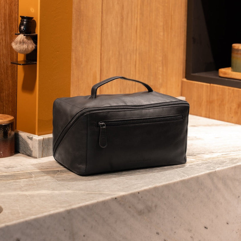 Trevia Full-Grain Leather Toiletry Bag da Donna