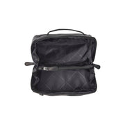Trevia Full-Grain Leather Toiletry Bag da Donna - Lateral Side Profile View Showing Sleeve Cut &amp; Athletic Taper Fit