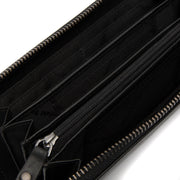 Solid Antique Brass Hardware &amp; Heavy-Duty Dual Zipper Detail on Cantara Full-Grain Portafoglio in Pelle da Donna