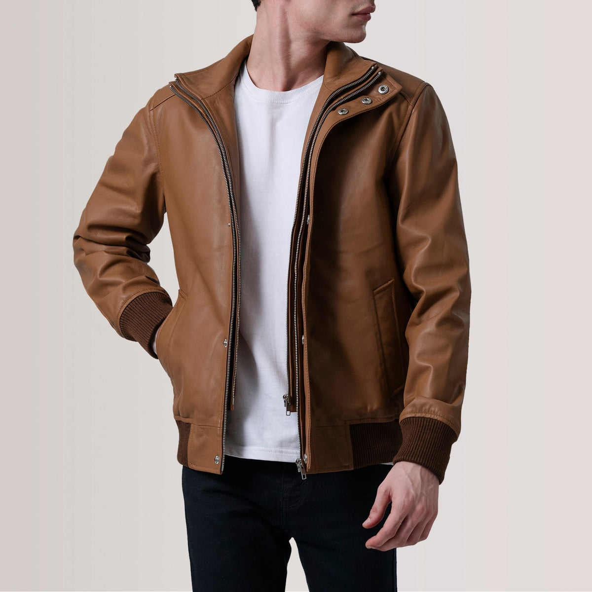 
Lester Marrone Suede Bomber in Pelle da Uomo – alternate product view 1