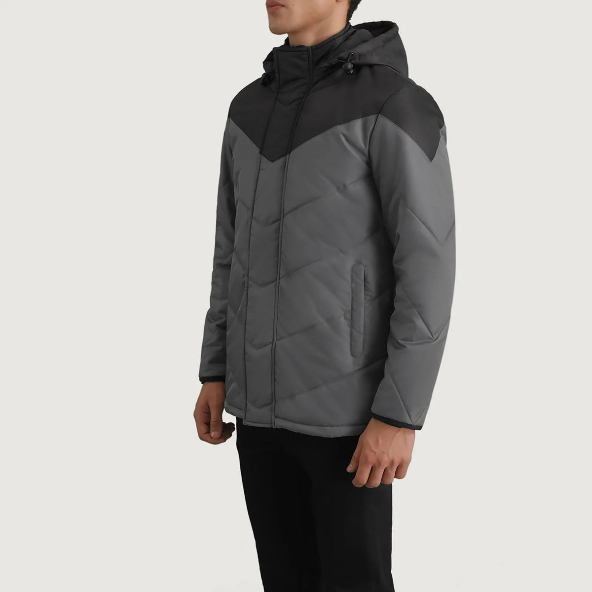 
Black & Grey Full-Grain Leather Hooded Jacket - Vista posteriore con spalle definite e orlo pulito