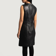 
Luxe Nero Leather Dress da Donna - Vista laterale che mostra il taglio ergonomico delle maniche