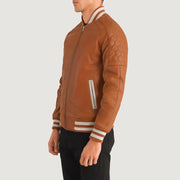 Tan Brown Sheepskin Leather Varsity Jacket - Vista posteriore Showing Tailored Shoulder Fit &amp; Clean Hemline