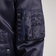 Vista interna Showing Polyester Lining &amp; Dual Inside Utility Storage Pockets