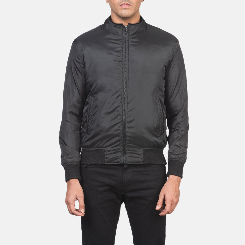 Dettaglio ravvicinato of Band &amp; Zipper with wind flap Hardware on Men's Ramon Nero Bomber in Pelle da Uomo