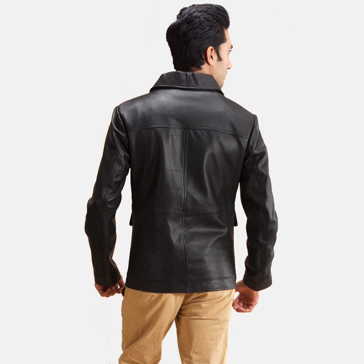 
Vista interna Showing Quilted Viscose Lining & Due tasche interne funzionali