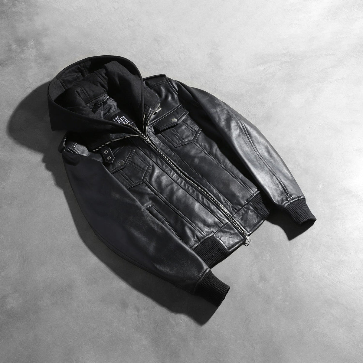 
Roslyn Hooded Bomber in Pelle da Donna – alternate product view 7