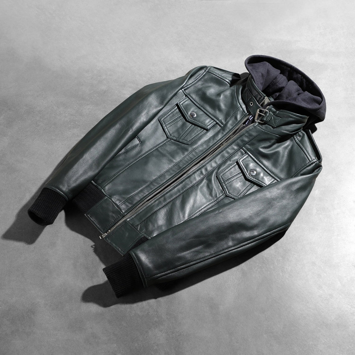 
Roslyn Hooded Bomber in Pelle da Donna – alternate product view 8