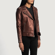 
Maroon Sheepskin Leather Biker Jacket - Vista posteriore con spalle definite e orlo pulito