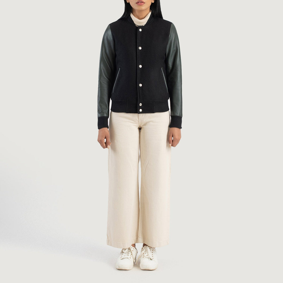 Savant Green Hybrid Varsity Jacket - Vista laterale con taglio manica ergonomico