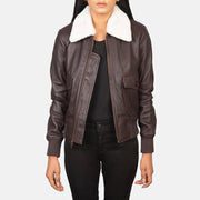 
Stella G-1 Maroon Leather Bomber Jacket in Maroon Sheepskin Leather - Vista frontale e silhouette sartoriale | Acquista online