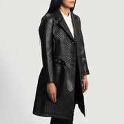 
Black Sheepskin Leather Trench Coat - Vista posteriore con spalle definite e orlo pulito