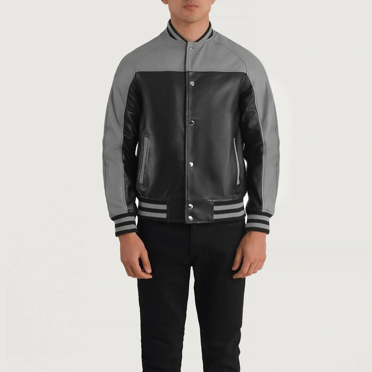 
Dettaglio ravvicinato of Varsity & Snap Buttons Hardware on Terrance Black & Red Leather Varsity Jacket