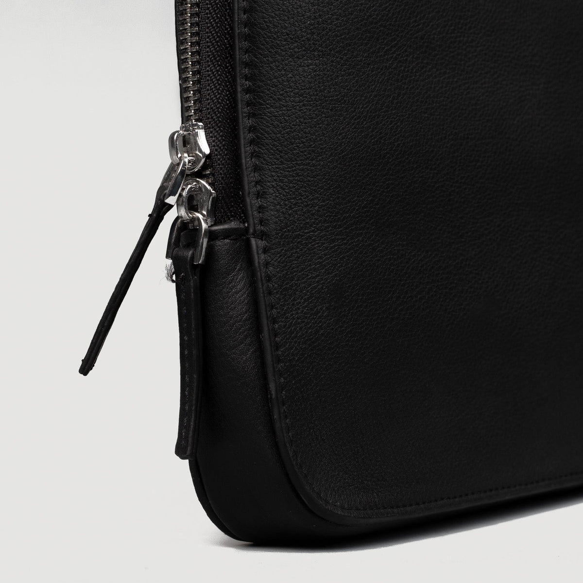
The Baxter Leather Laptop Sleeve da Donna da Donna – alternate product view 6