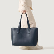 
The Bianca Borsa tote in pelle – alternate product view 2