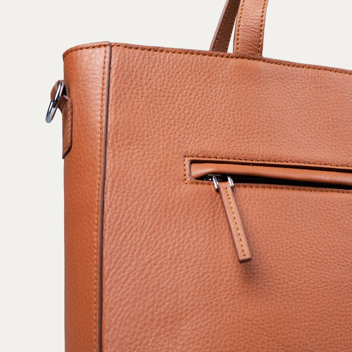 
The Poet Borsa tote in pelle – alternate product view 6