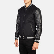 
Black Sheepskin Leather Varsity Jacket - Vista posteriore con spalle definite e orlo pulito