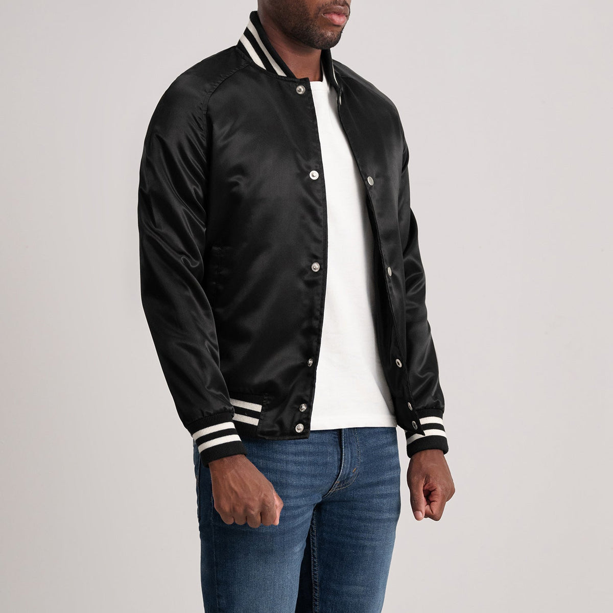 Black Satin Varsity Jacket - Vista posteriore Showing Tailored Shoulder Fit &amp; Clean Hemline