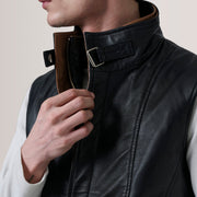 
Vista interna Showing Quilted Polyester Lining & Due tasche interne funzionali